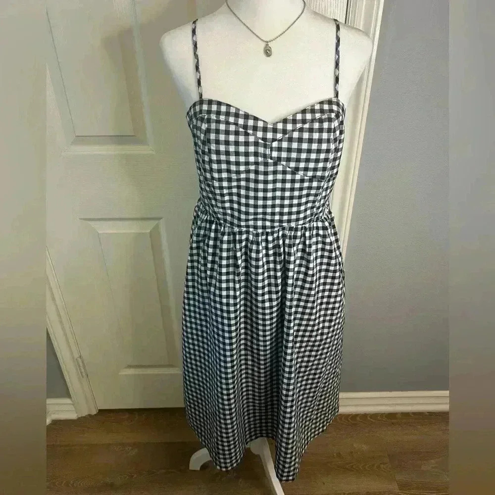 🖤🤍”Daphnea Paris” Black/White Checkered Midi Sundress w/ Pockets Size M🖤🤍